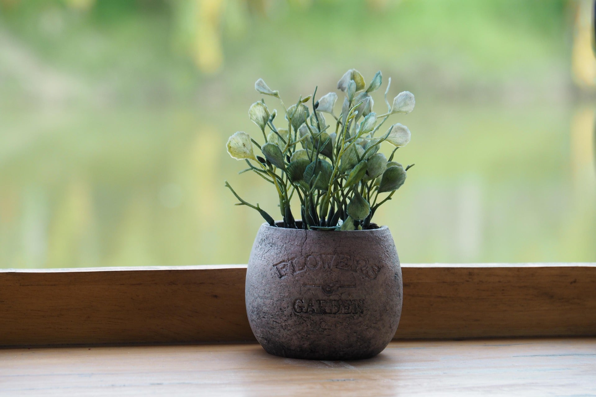 Garden Planters & Pots