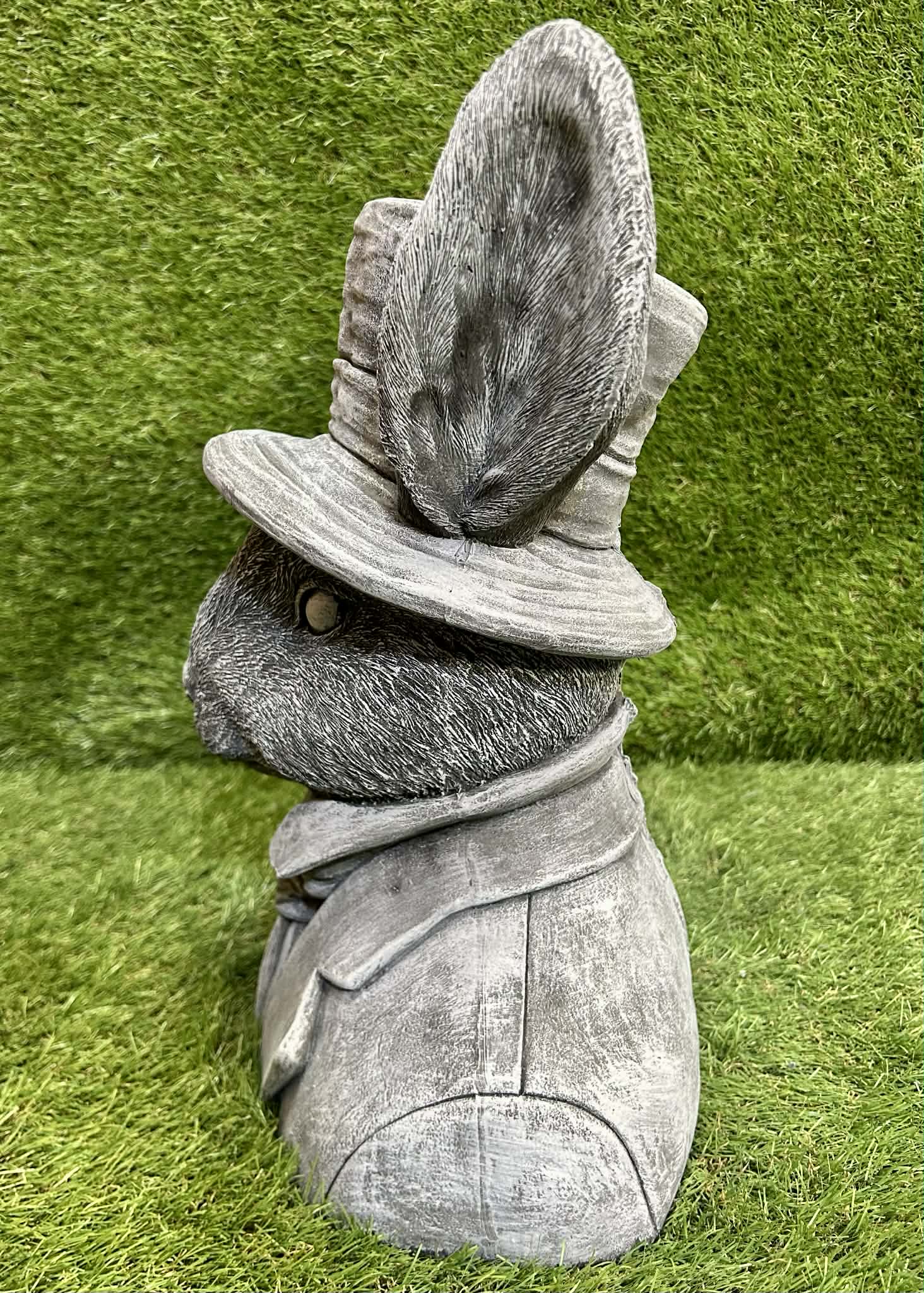 Large Rabbit Bust