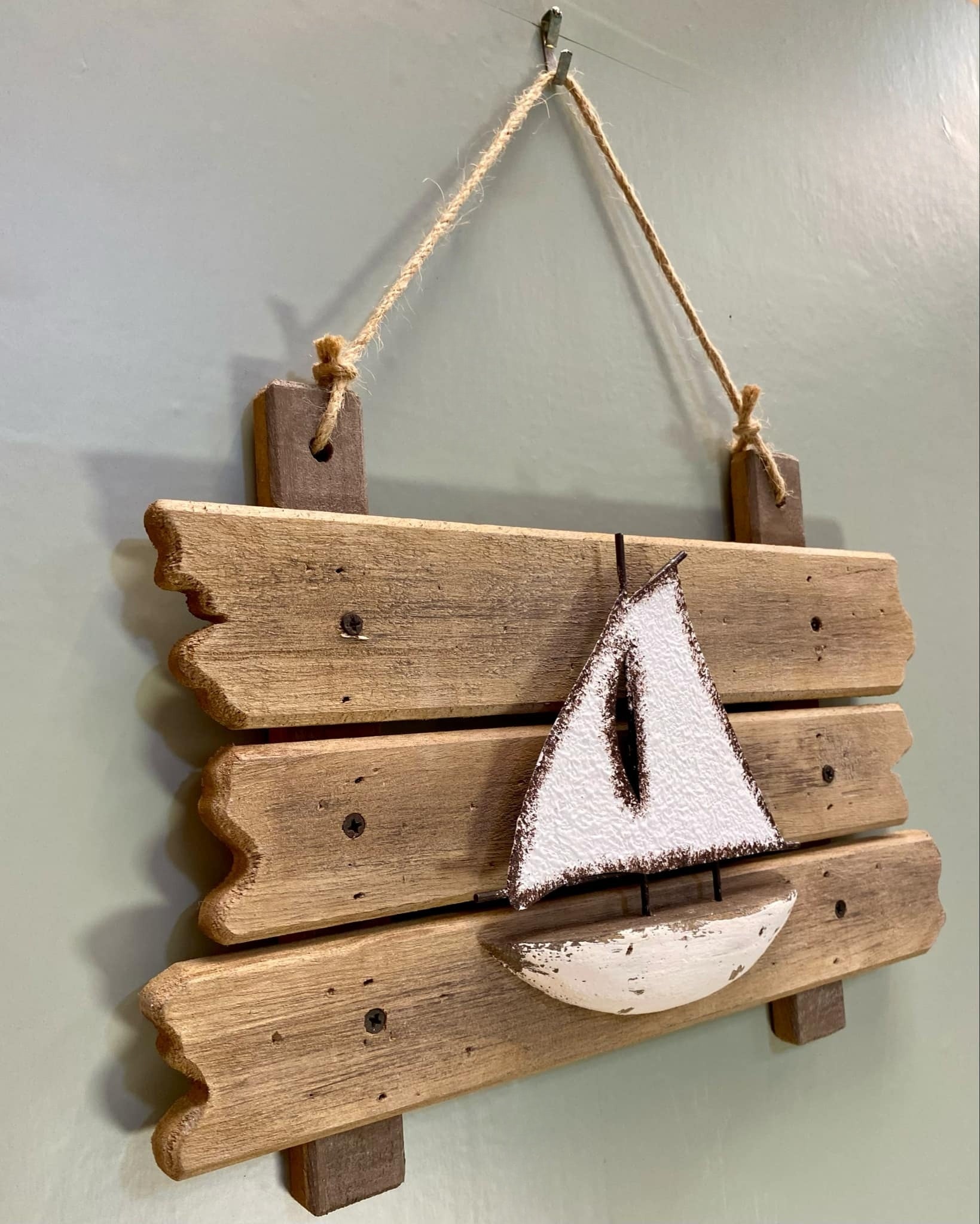 Hanging Rustic Sailboat Décor