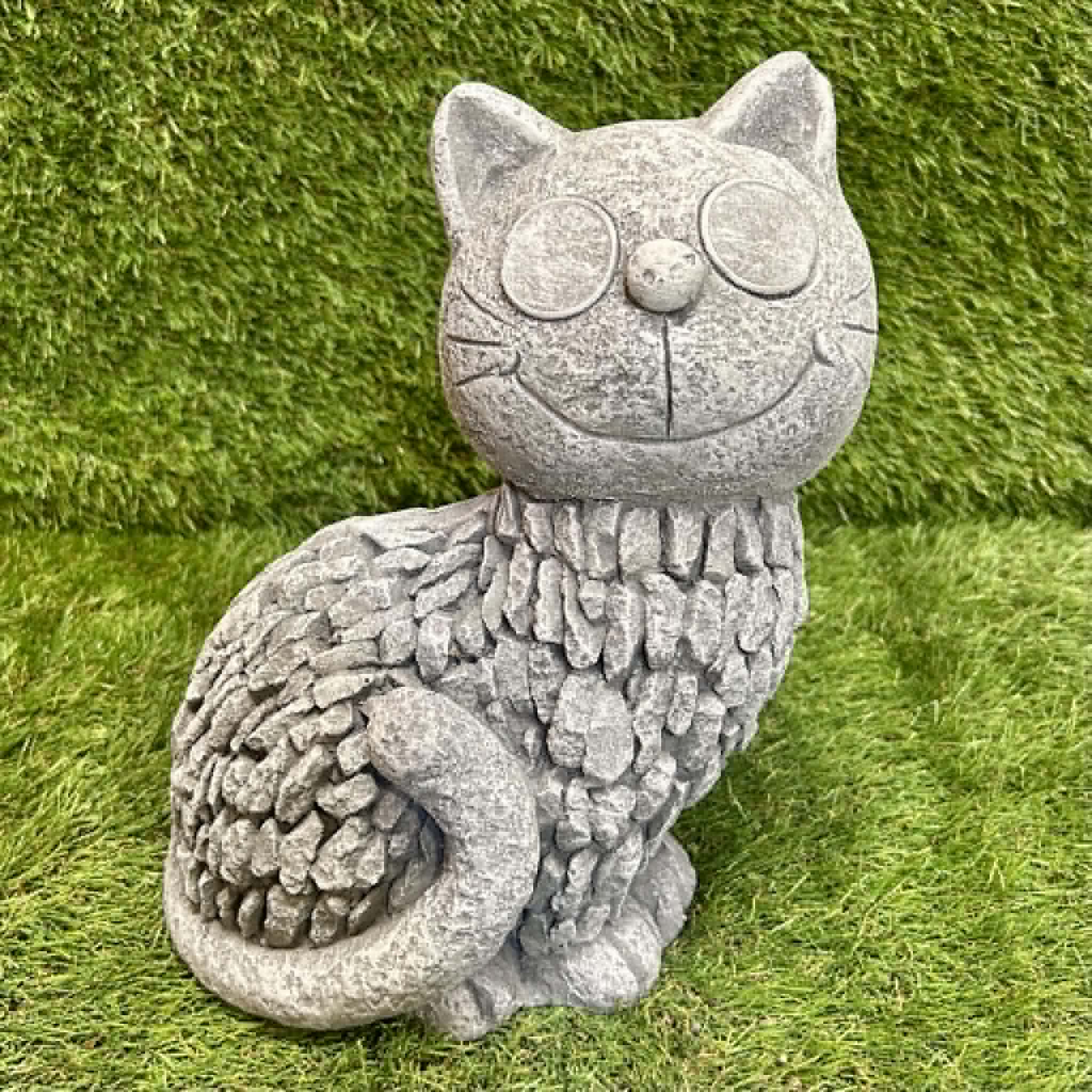 Cat (Big Eyes)