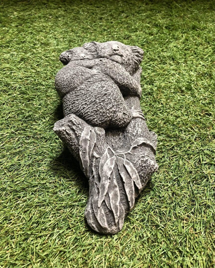 Concrete Koala With Baby Hanging Wall Plaque