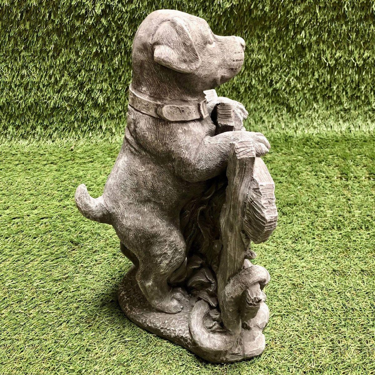 Labrador Puppy Welcome Concrete Ornament