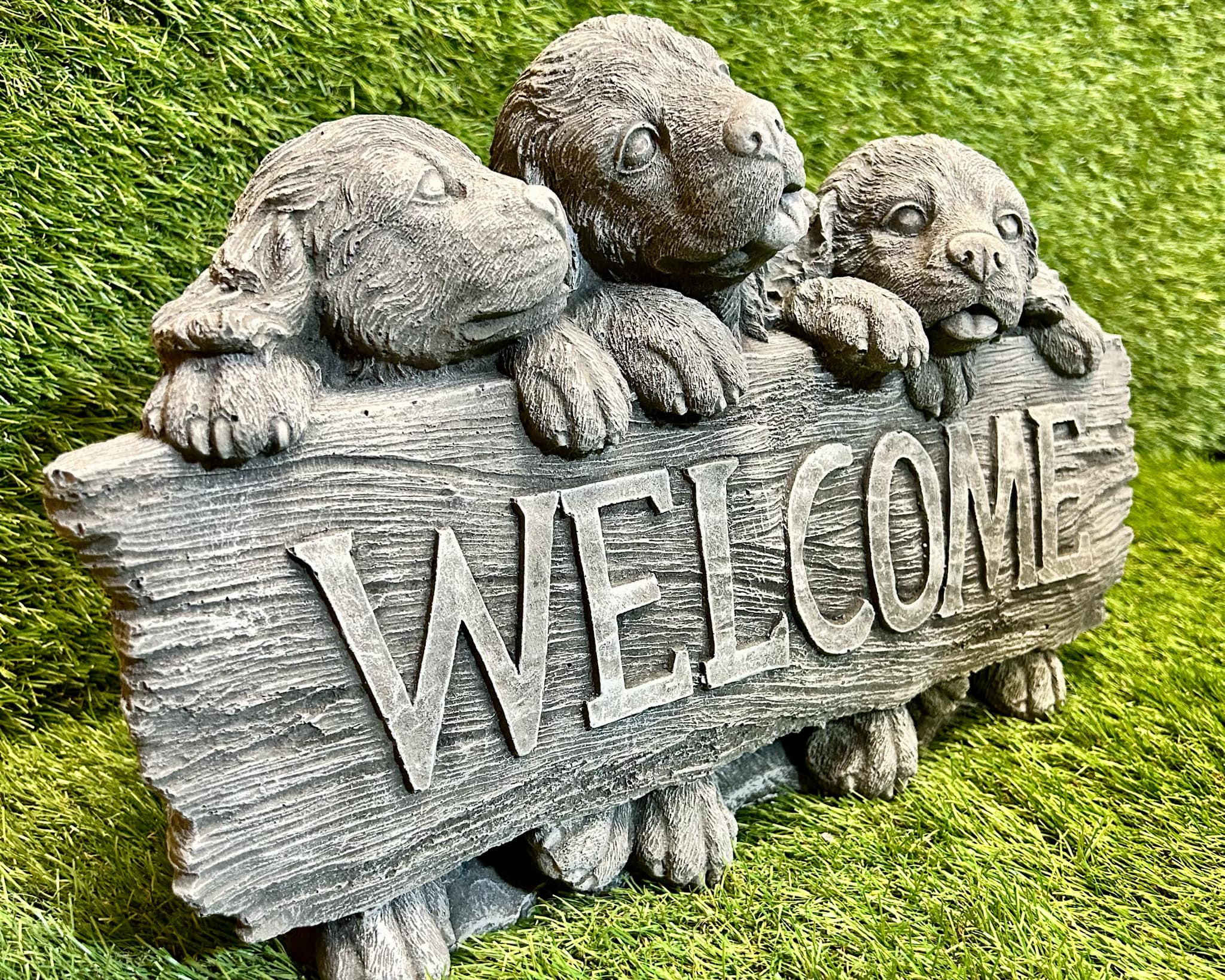 Large Puppy Welcome Sign