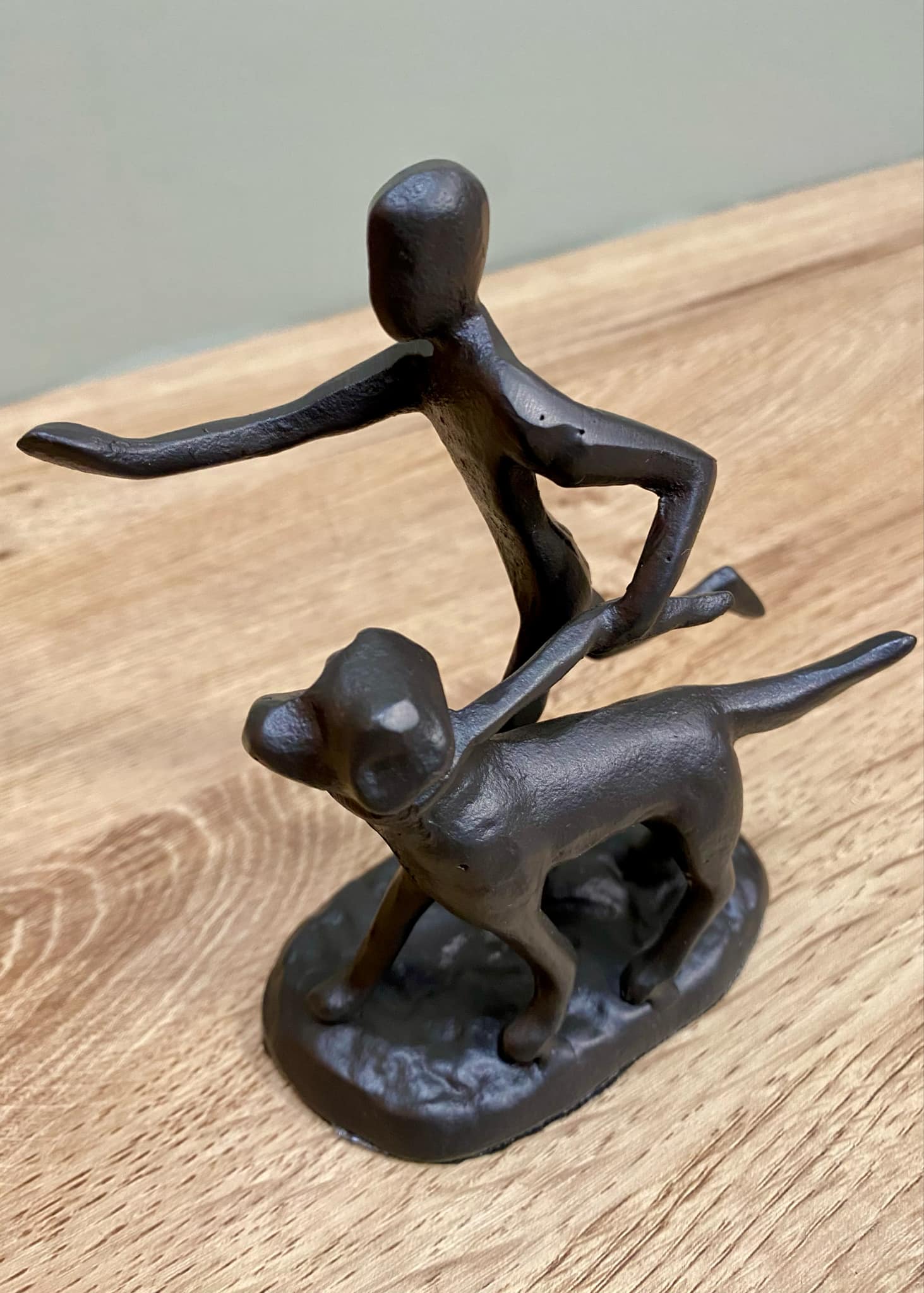 Metal Dog With Runner