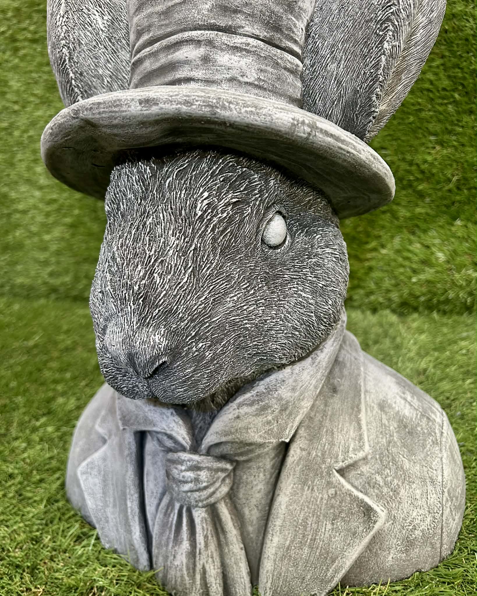 Large Rabbit Bust