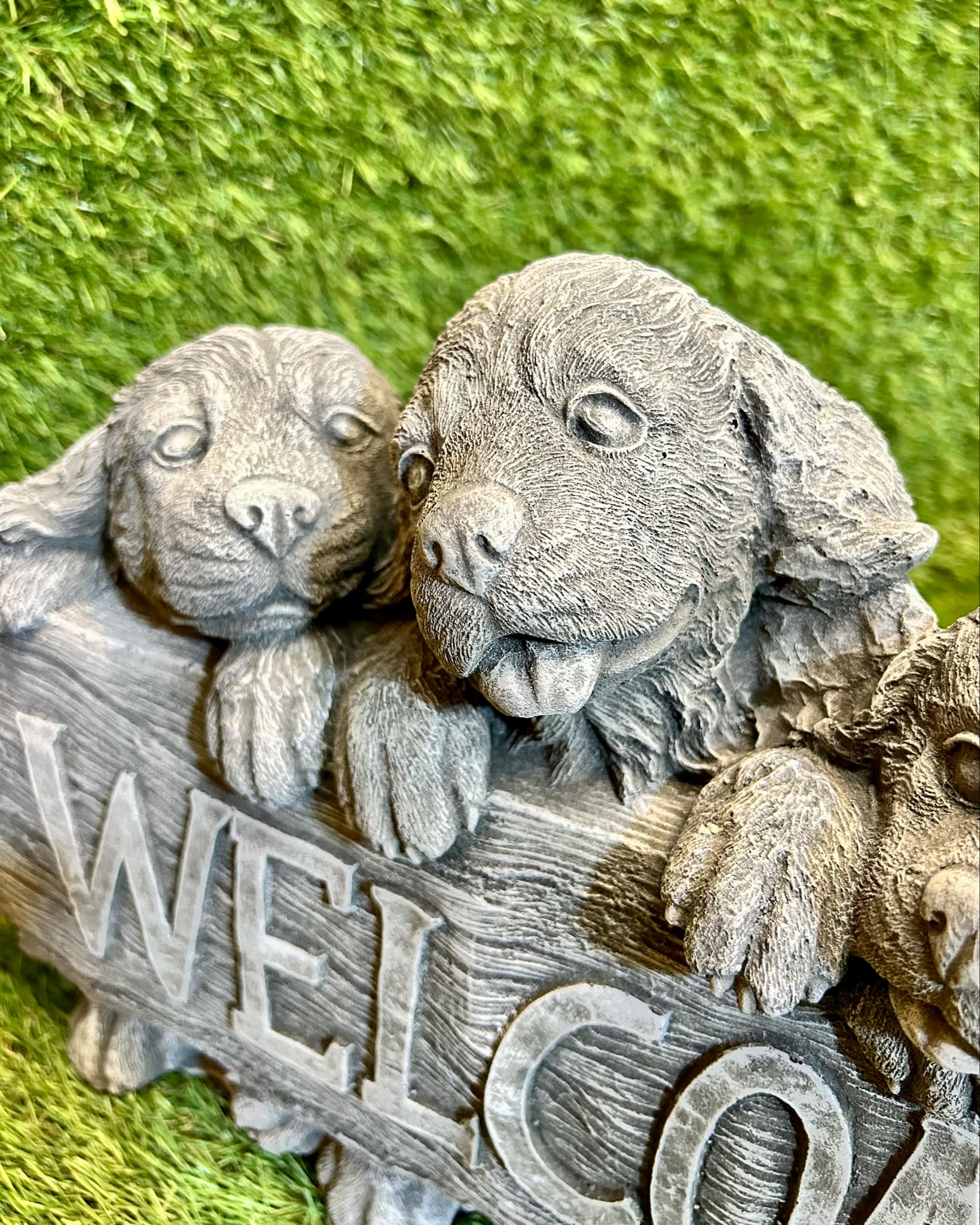 Large Puppy Welcome Sign