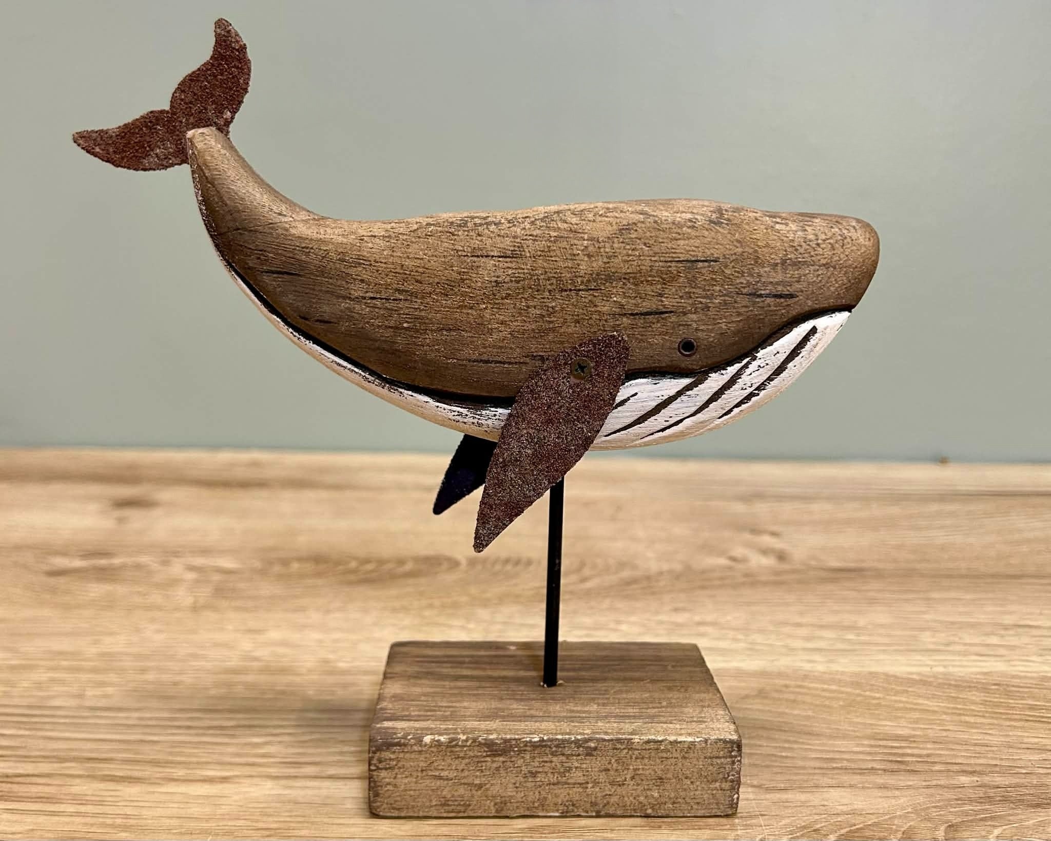 Wooden Whale Décor
