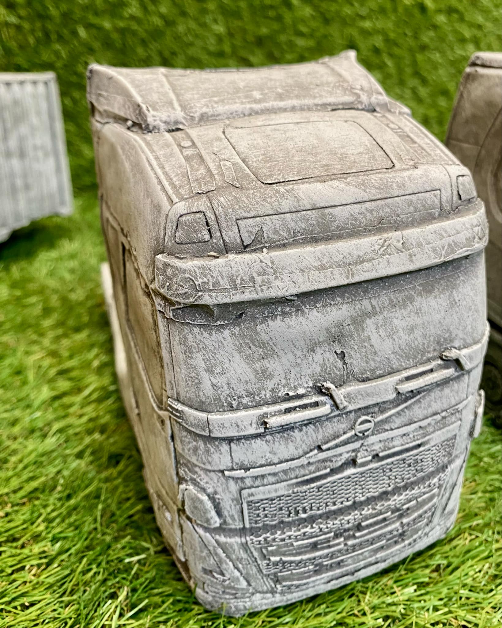 Large Truck / Lorry And Cargo (Volvo / Scania)