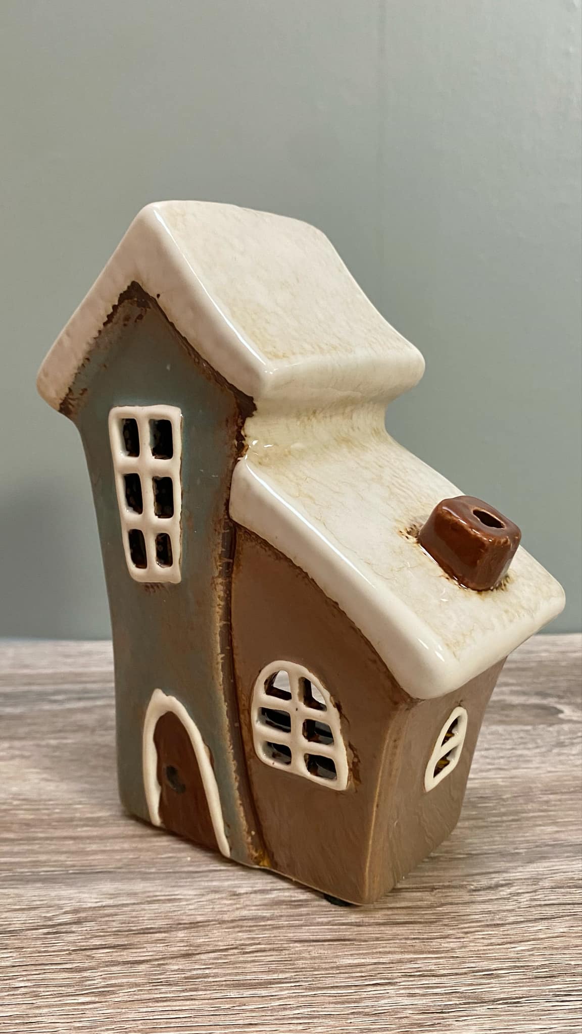 Ceramic Tealight House