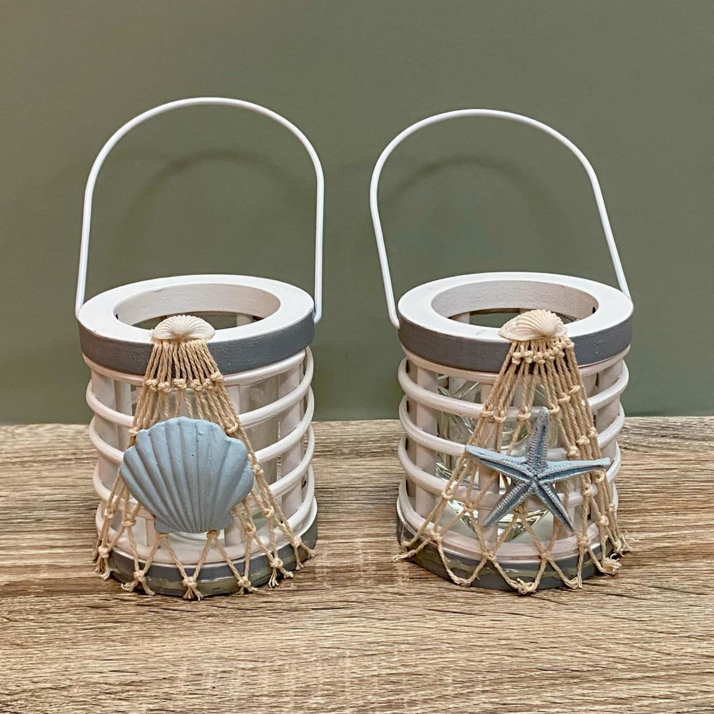 Tealight Holder With Handle