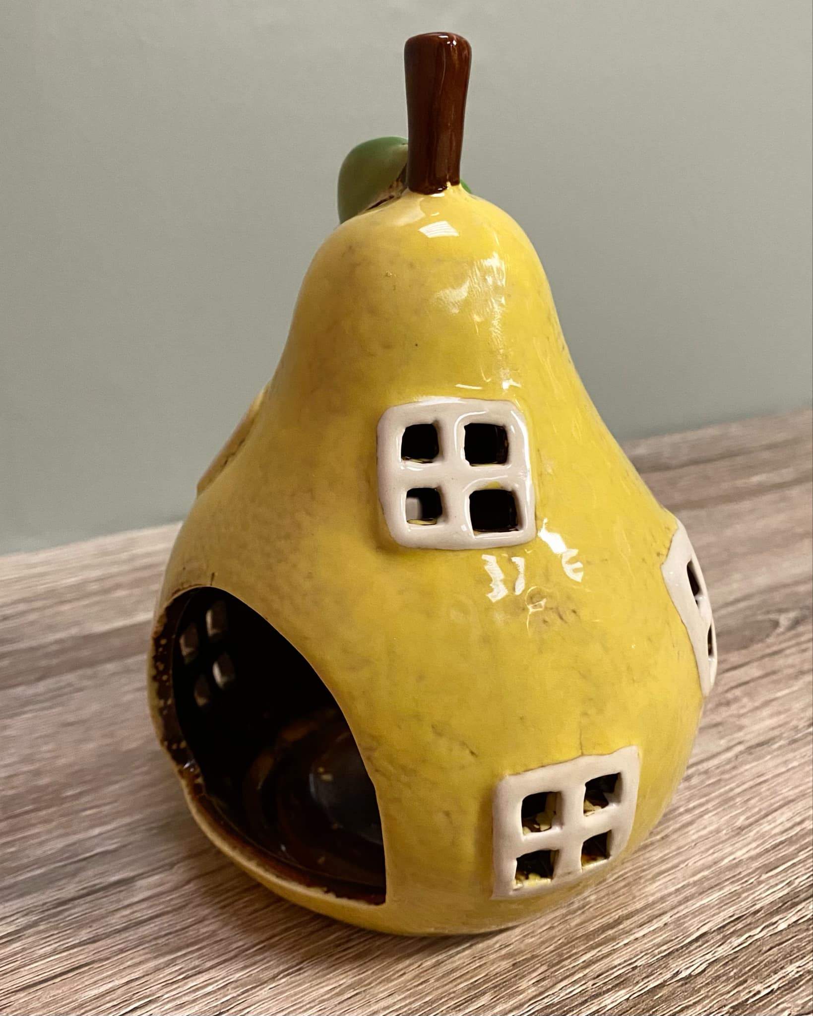 Pear Tealight House