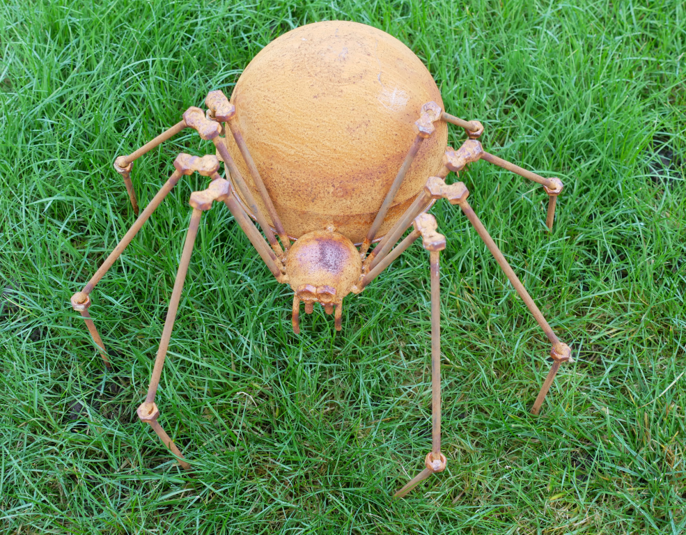 Rusty Metal Garden Spider