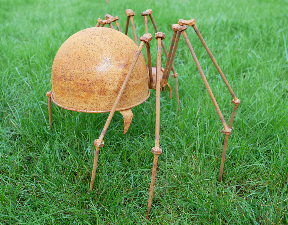 Rusty Metal Garden Spider