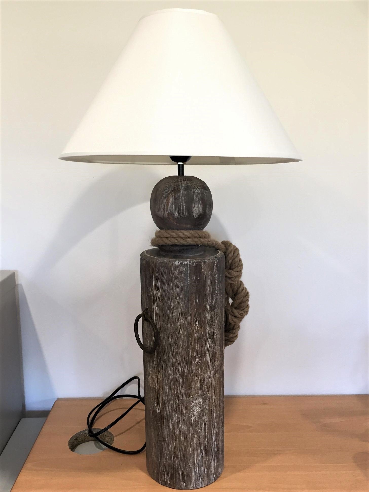 Post With Fisherman's Rope Lamp