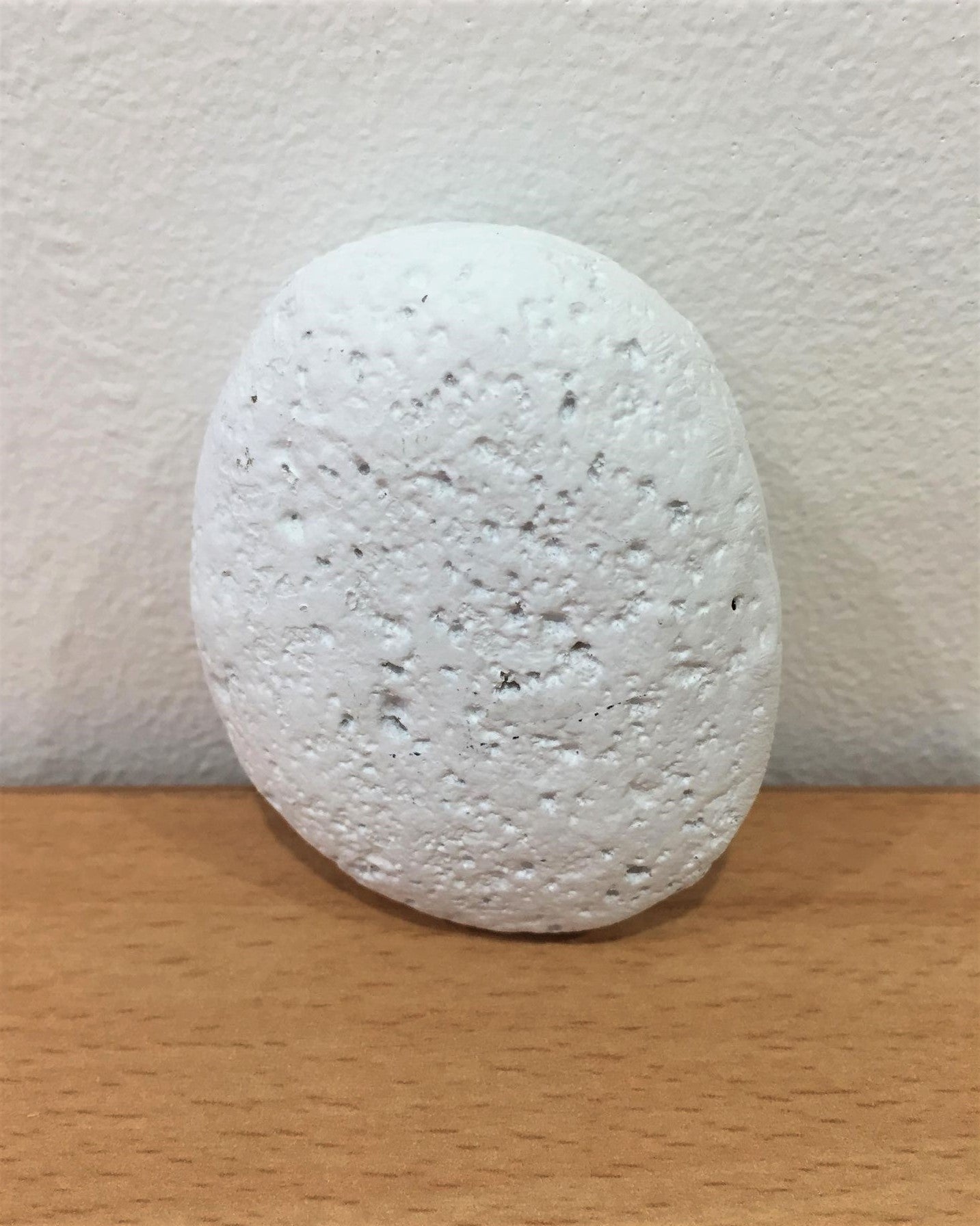 Resin Carved Stone Pebbles