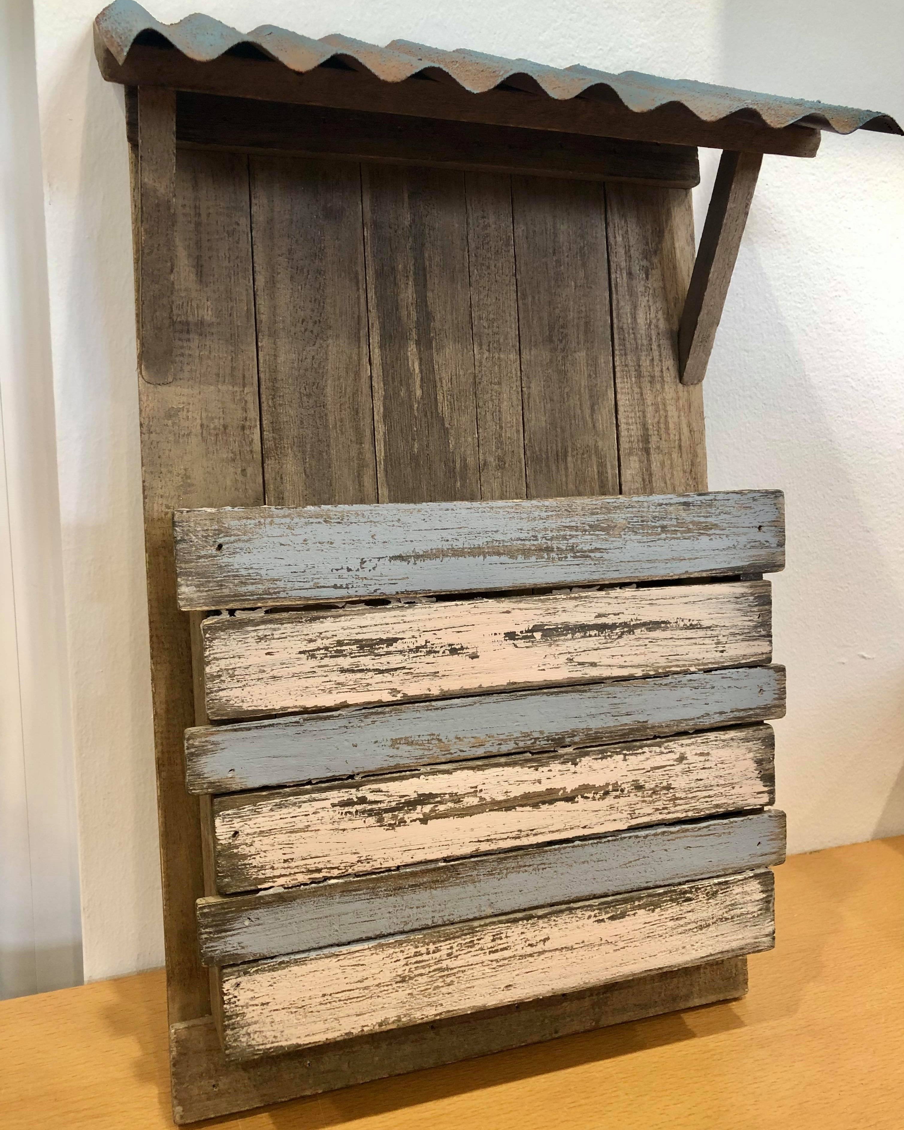 Rustic Wooden Memo Holder