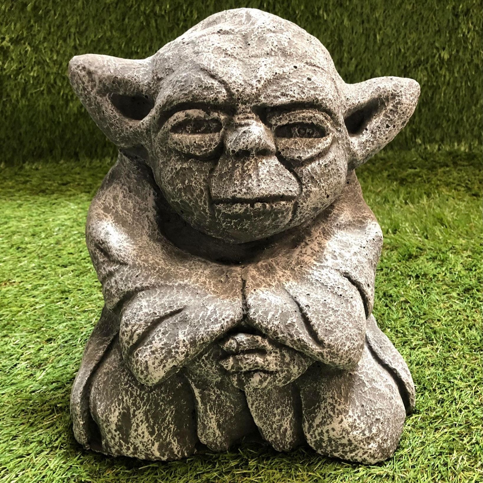 Yoda Sitting