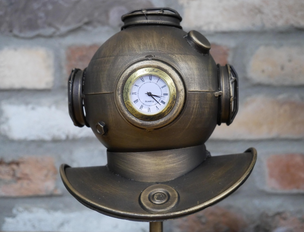 Divers Helmet Clock