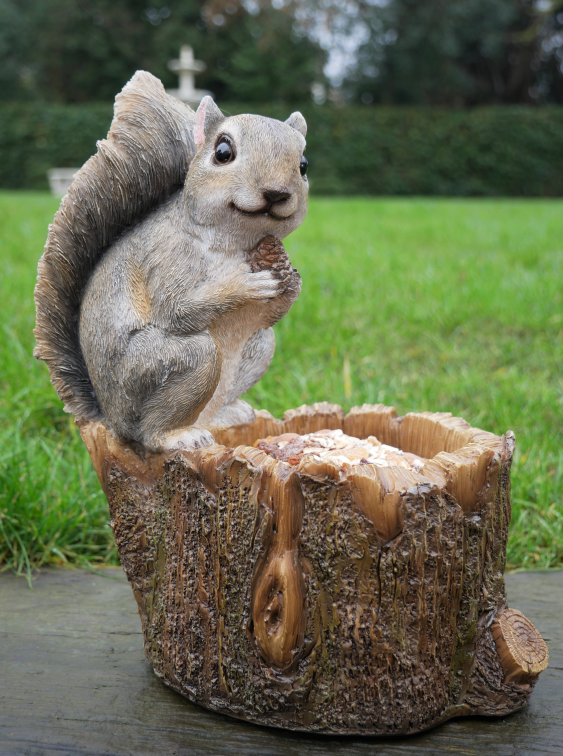 Squirrel Feeder