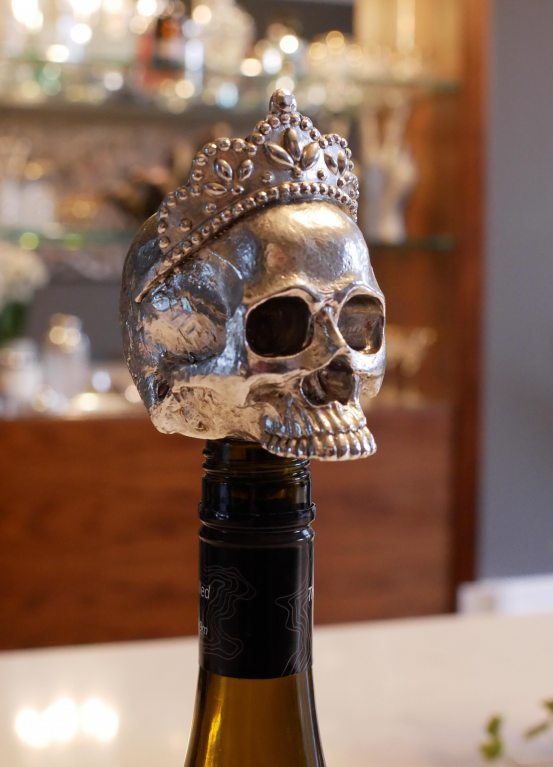 Skull Wine Stopper (Metallic)