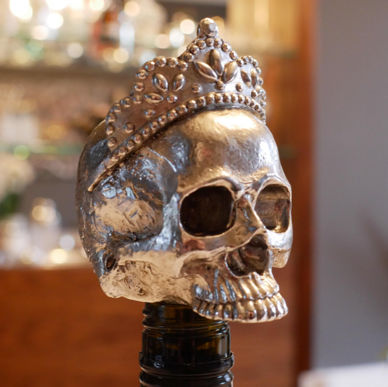 Skull Wine Stopper (Metallic)