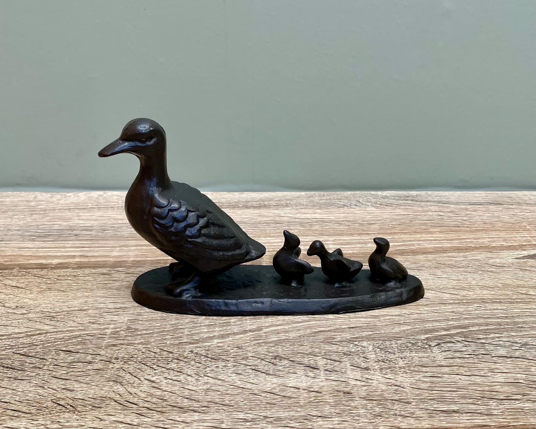 Metal Duck Family