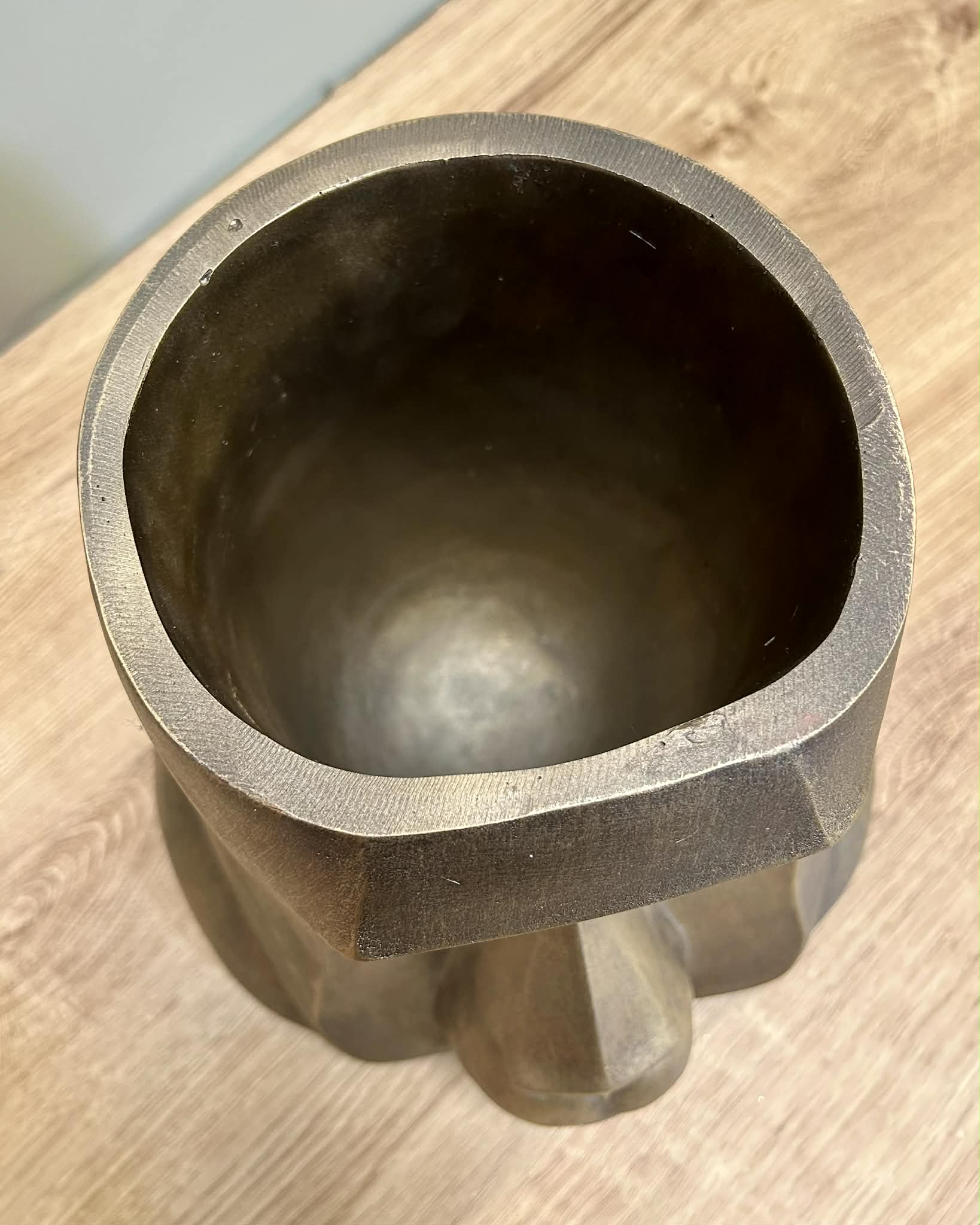 Monkey Head Pot