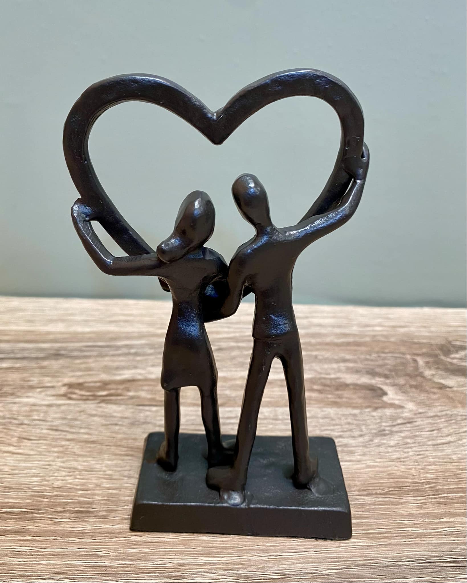 Metal Couple In Heart