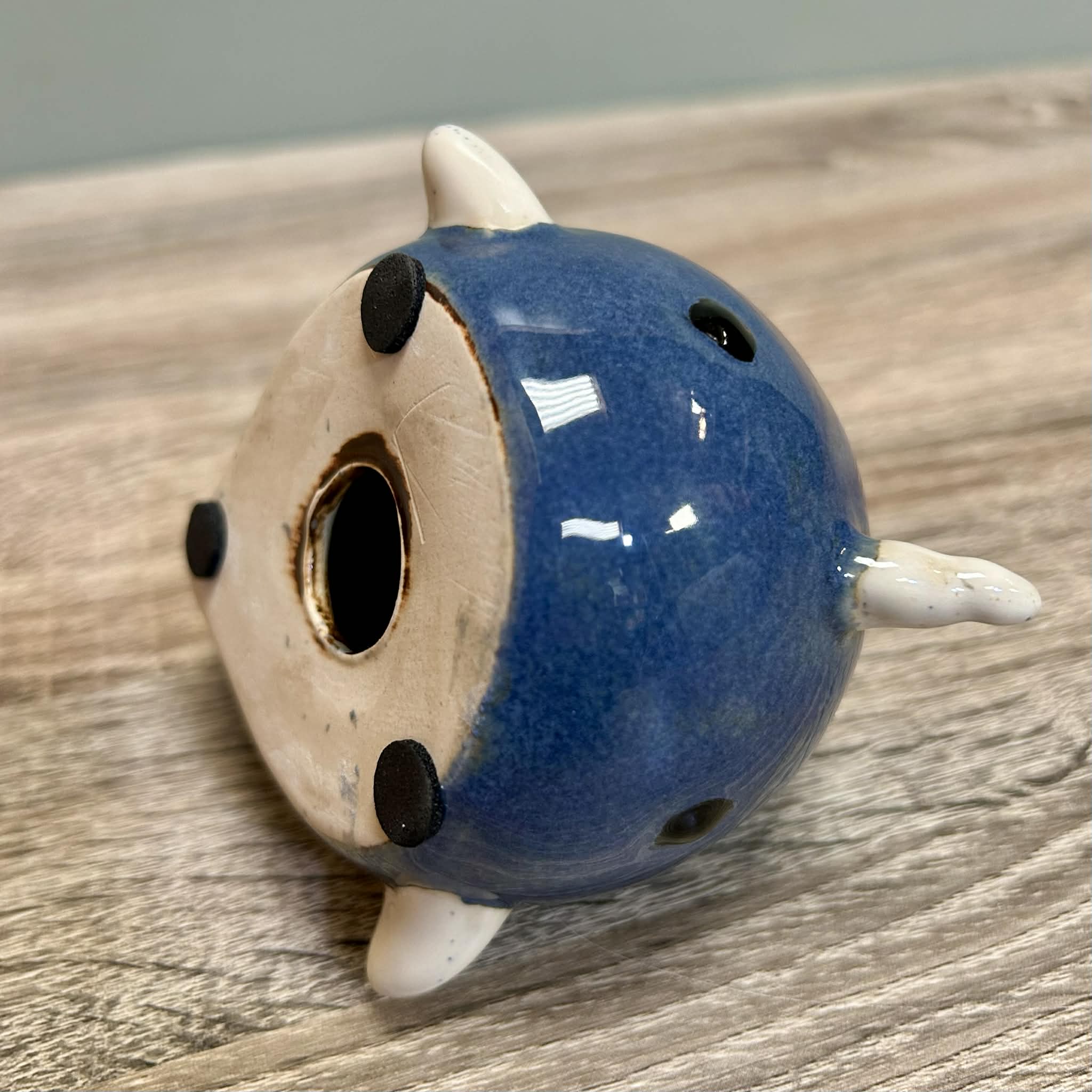 Small Narwhal Tealight Holder