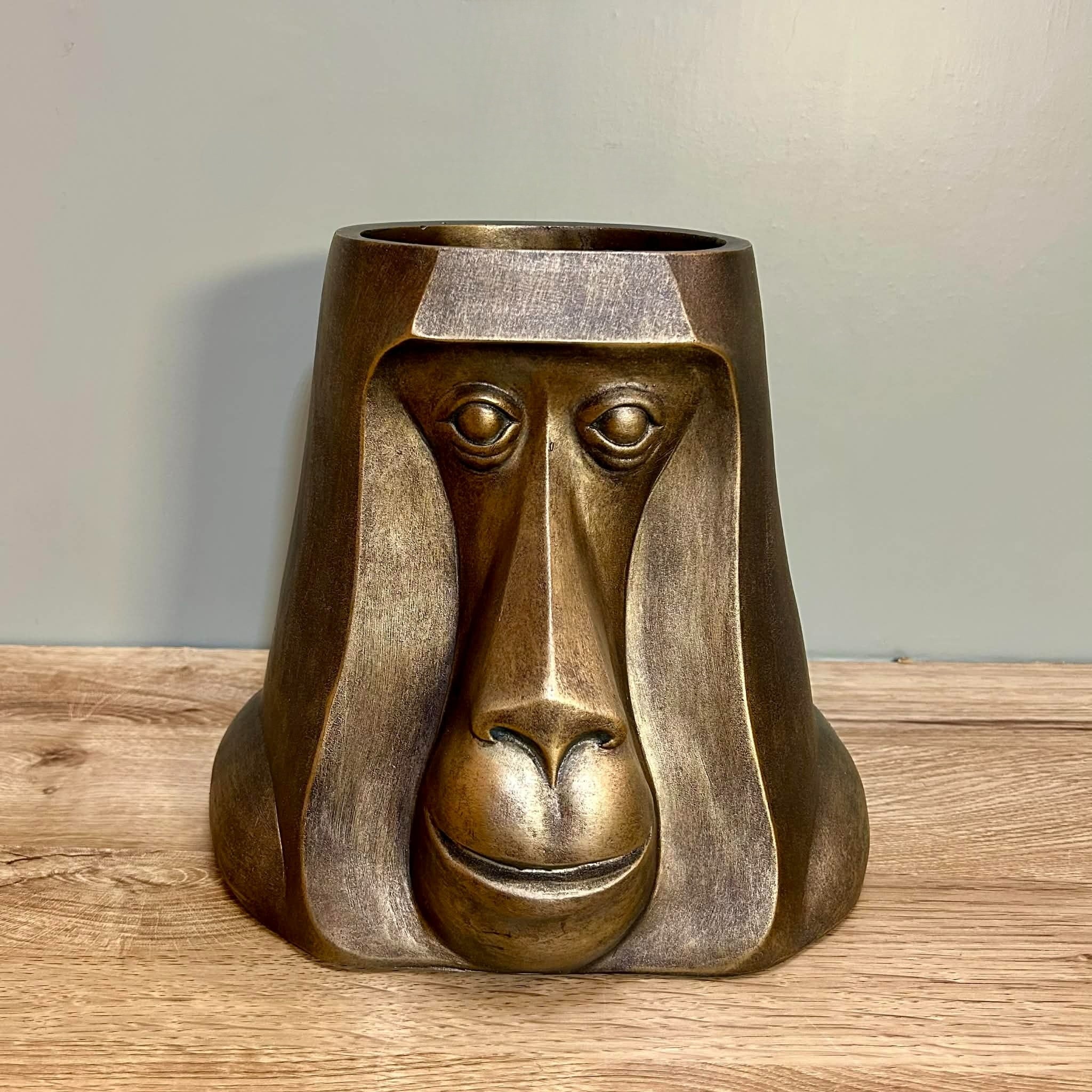 Monkey Head Pot
