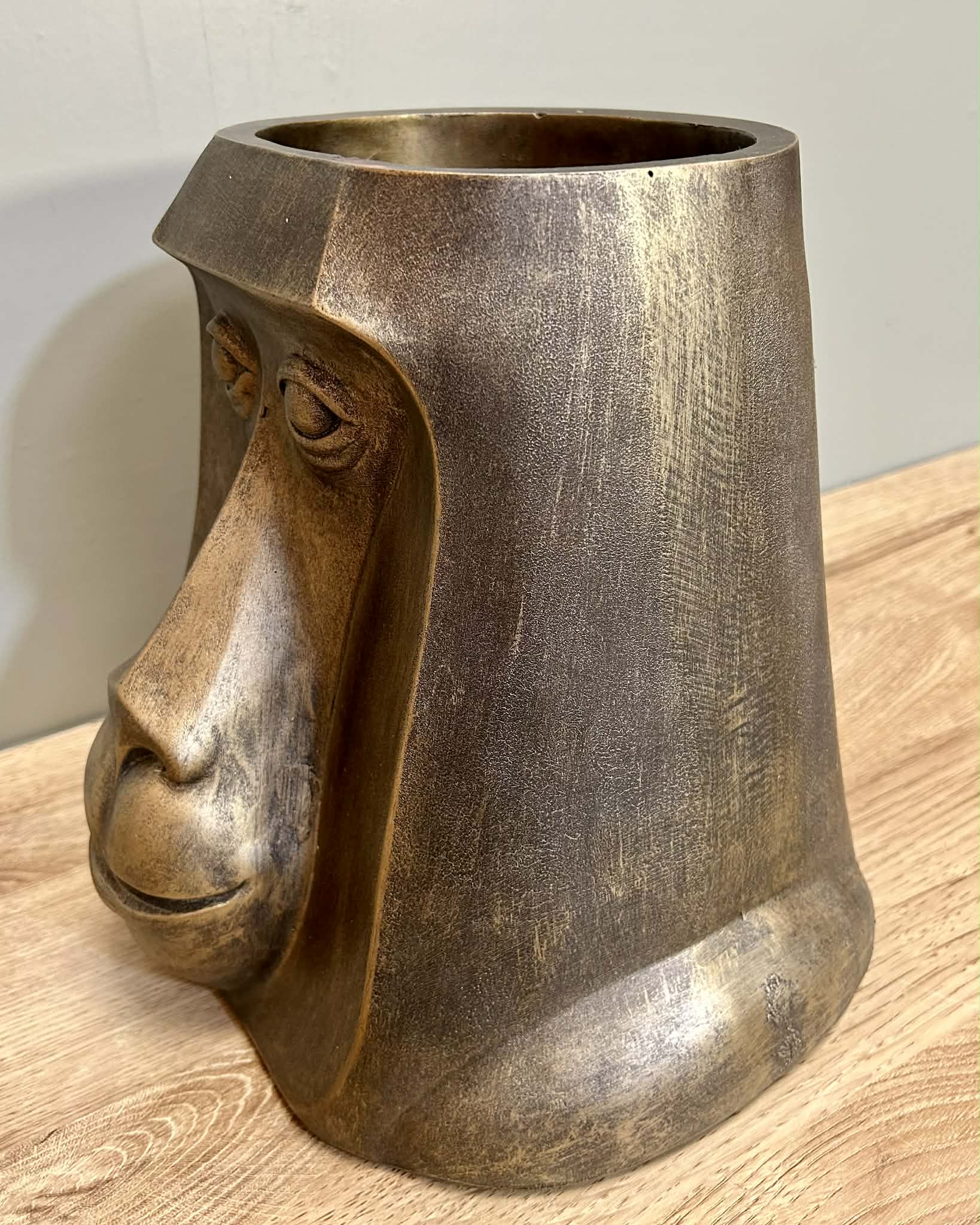 Monkey Head Pot