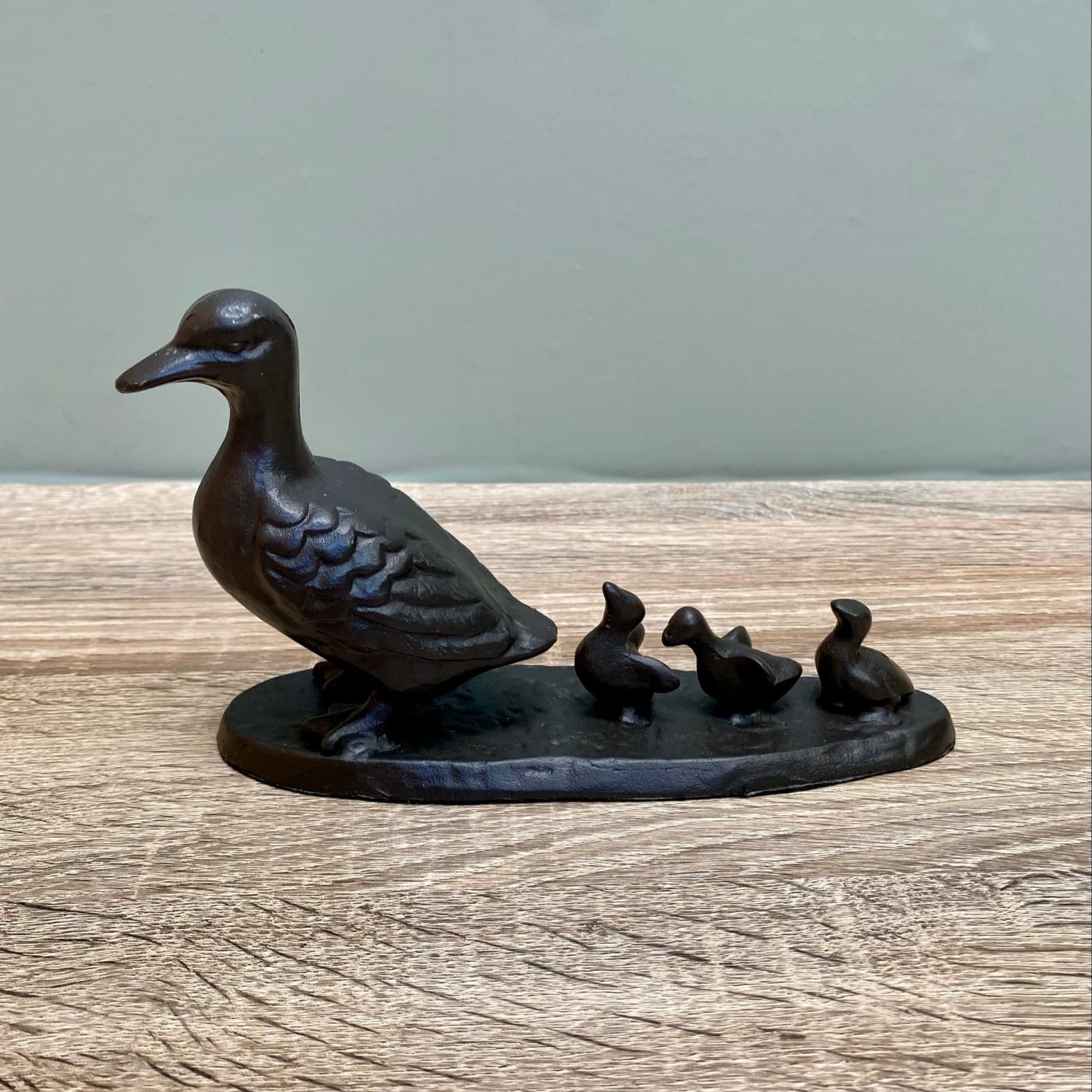 Metal Duck Family