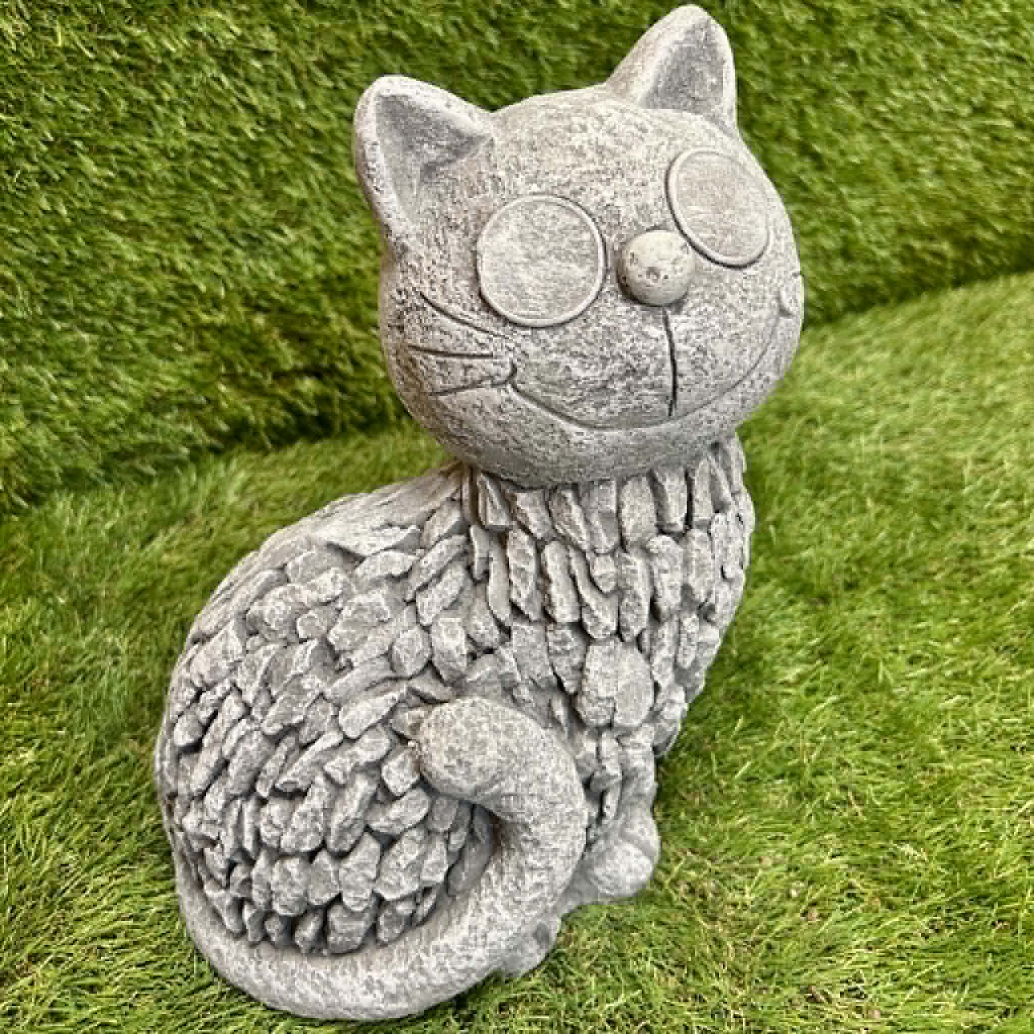 Cat (Big Eyes)