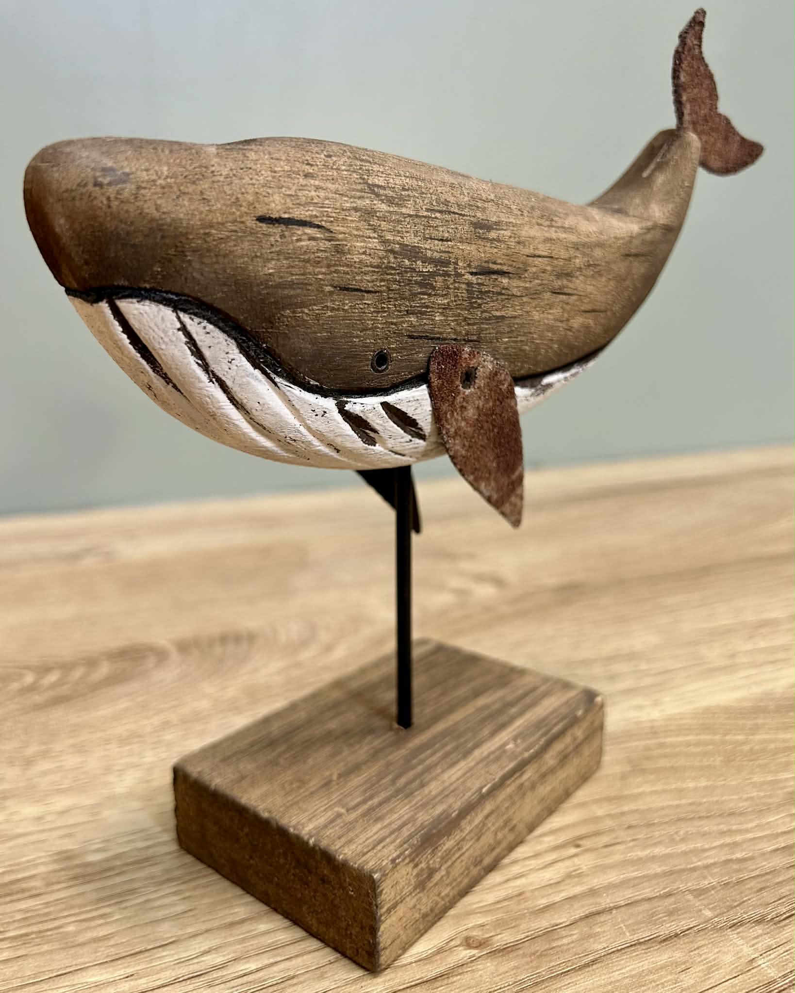 Wooden Whale Décor